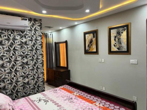Bahria Town Lahore - NEXT INN Apartment Tailored To Your Highest Standards 403